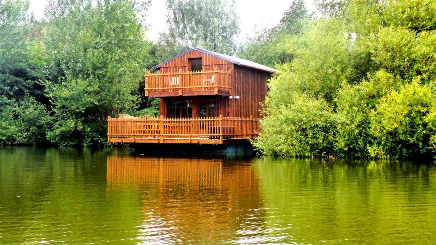 Cabanes Flottantes Et Gites Au Fil De L'Eau Colleville Exterior foto